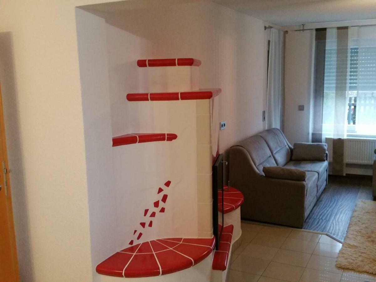Ferienhaus Giulia In Guenzburg Ideal Fuer 2 Familien Extérieur photo
